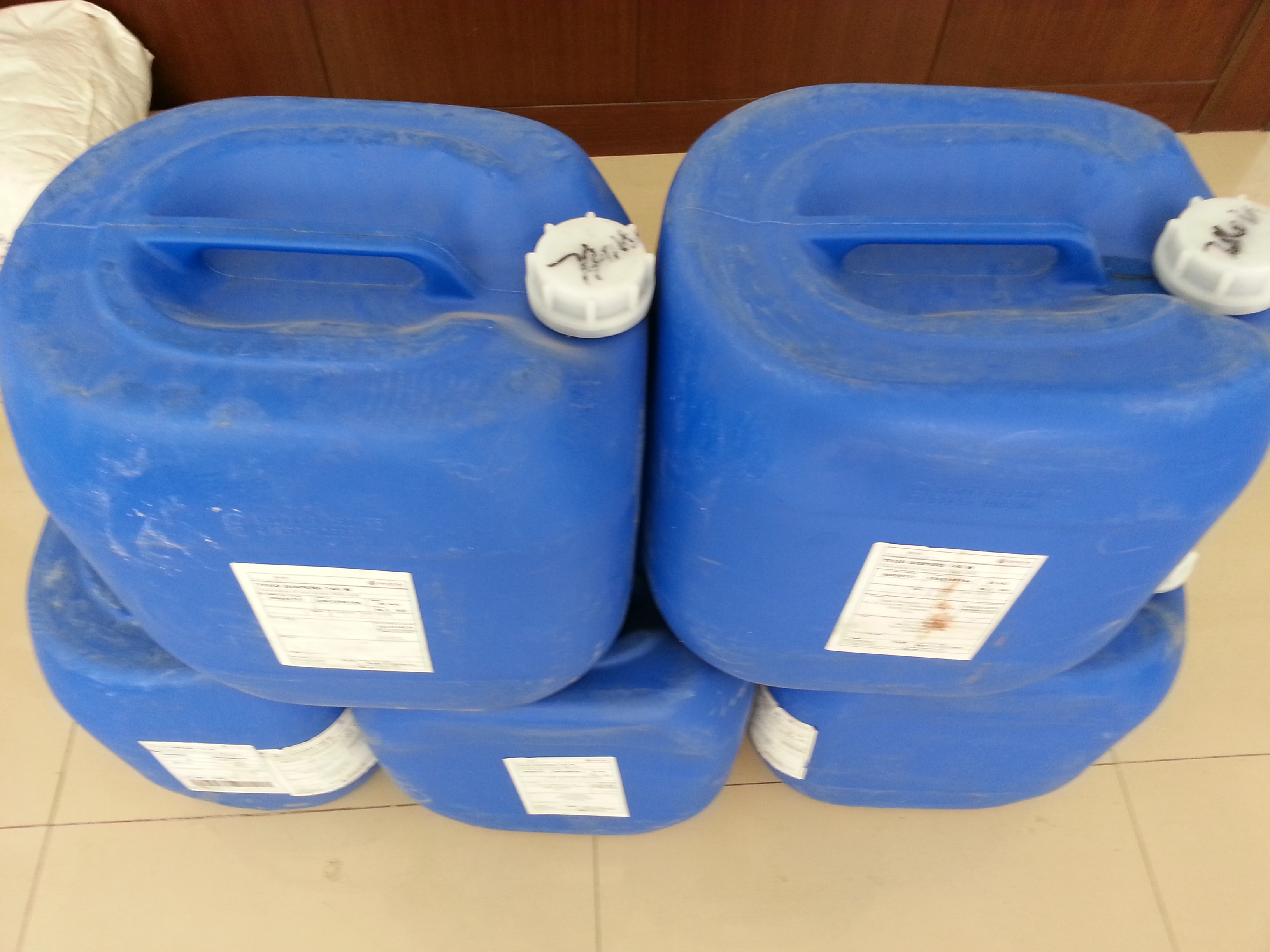 潤濕<a href='http://www.92bbaa.com/product/product-0001,0011,0020.shtml' class='keys' title='點擊查看關(guān)于分散劑的相關(guān)信息' target='_blank'>分散劑</a>