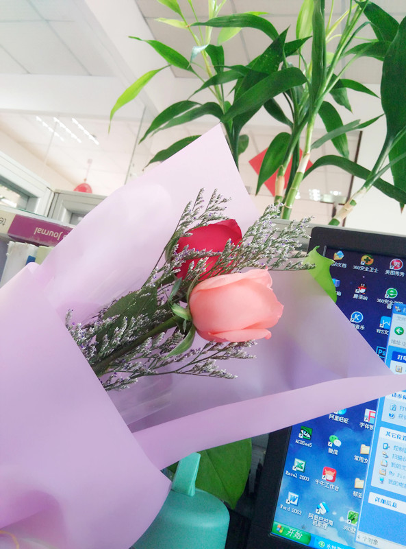 情人節(jié),三升化工,<a href='http://www.92bbaa.com' class='keys' title='點(diǎn)擊查看關(guān)于涂料助劑的相關(guān)信息' target='_blank'>涂料助劑</a>,顏料,色漿,染料,色精,水性樹脂